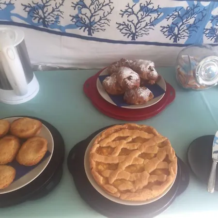 Alojamento de Acomodação e Pequeno-almoço A Casa Di Joy 4*