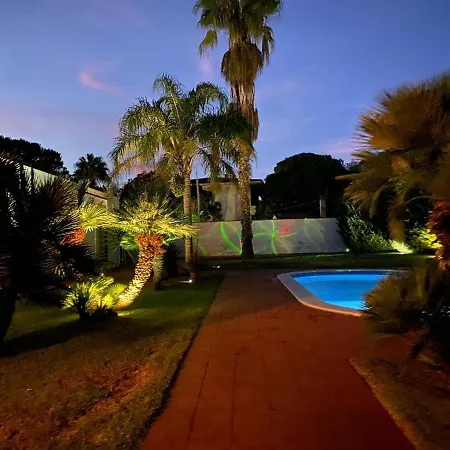 A Casa Di Joy ليتشي