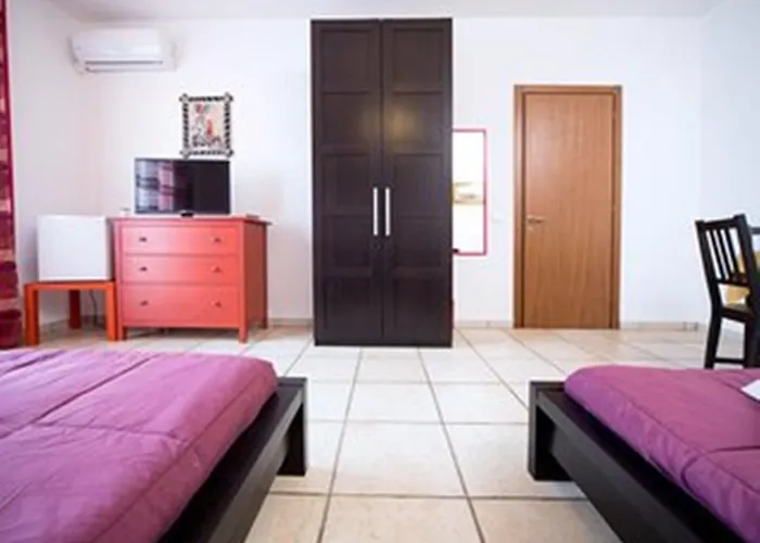 A Casa Di Joy Alojamento de Acomodação e Pequeno-almoço 4*