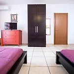A Casa Di Joy فندق مبيت وإفطار 4*